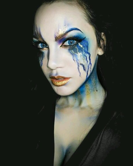 Sarah Obscura model xxx photo