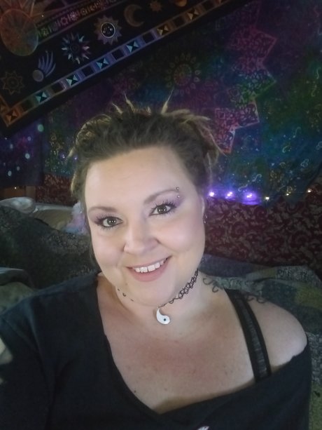 SapphireRivers84 top model picture