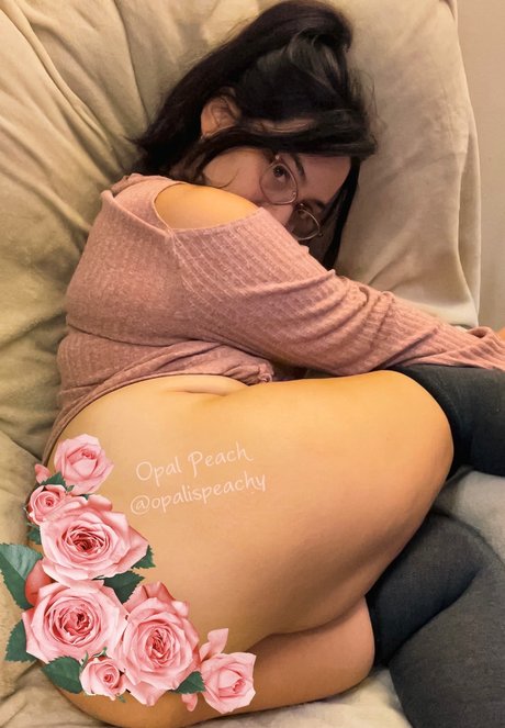 Opal Peach_ nude pornstar gallery