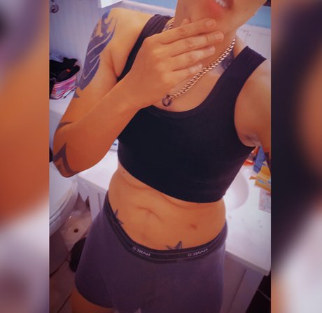 Roman Woods hot pornstar archive