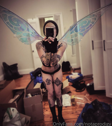 Notaprodigy model high quality pictures