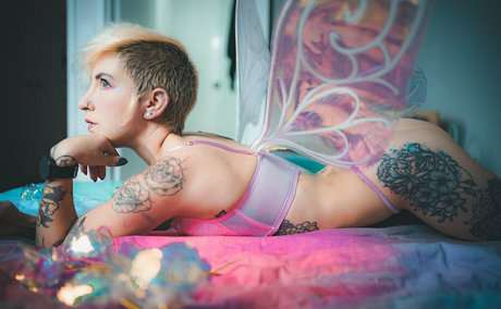 blonde babe onlyfans best pictures