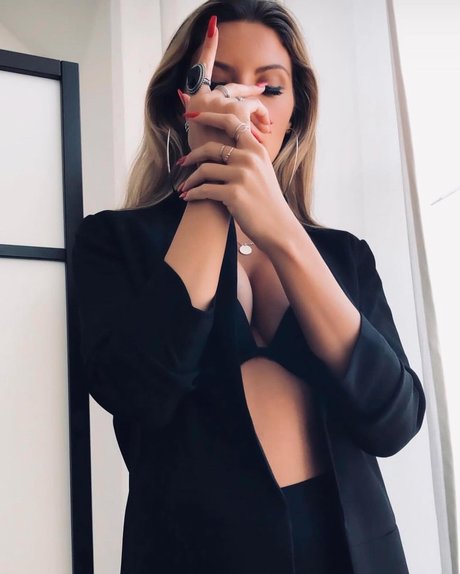 Ashley Schultz pornstar hd pictures