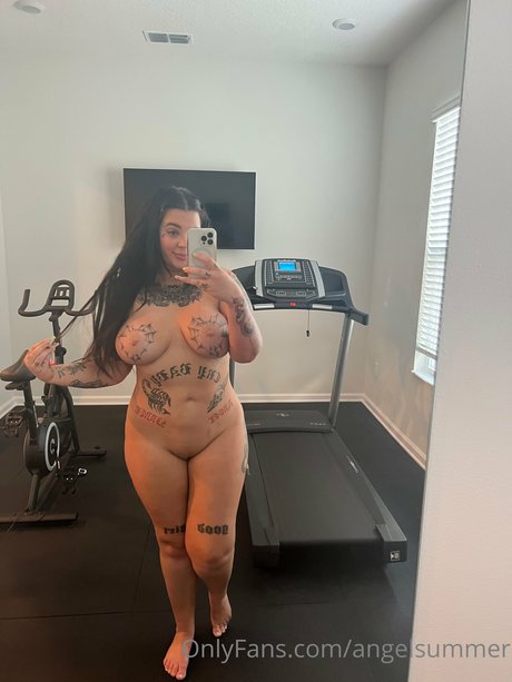 Goth Angel Summer_ pretty model img