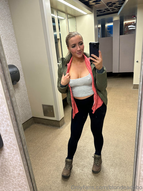 blonde adobo sexy actress photo