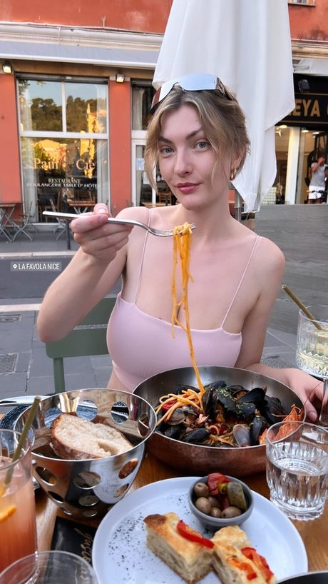 angel maralyn sex pornstar pictures