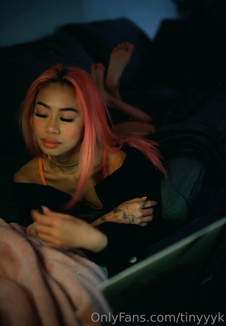 tinyyyk model nice gallery