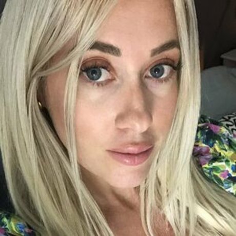 bunnyblondy pornstar sex photo