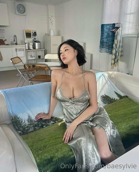 Baesylvie xxx actress img