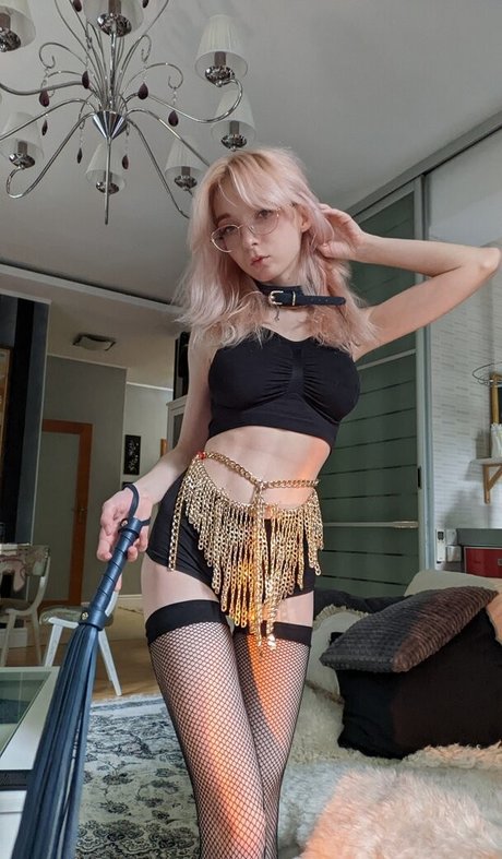 Alice Moon nudes actress archive