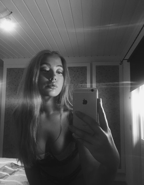 numberonemermaid star galleries