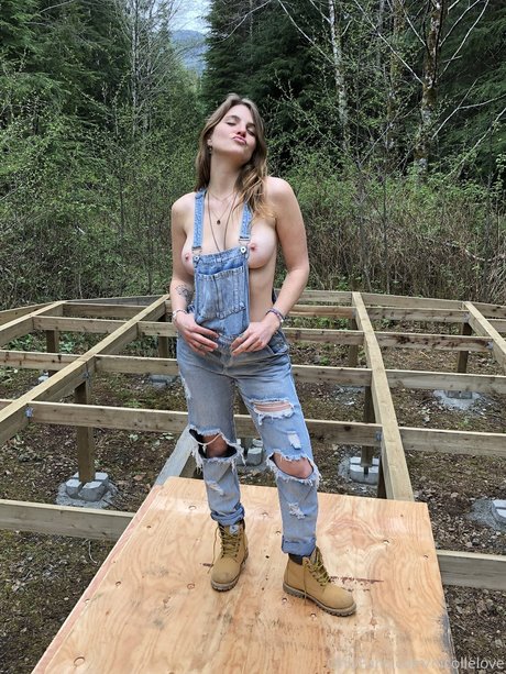 Nicolle Love pornstar beautiful image