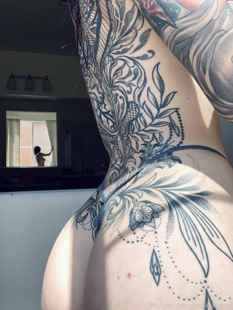 Kasara Wood pornstar naked photo