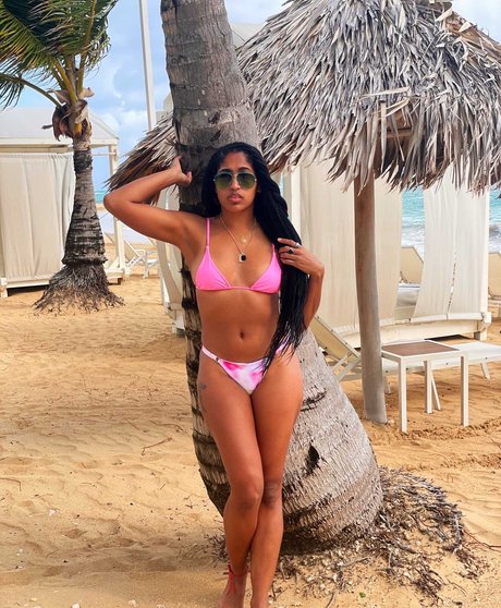 Marti Belle model adult archive