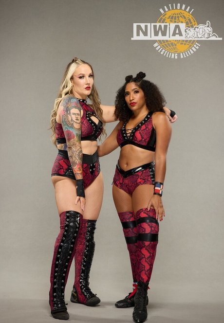 Marti Belle naked actress pictures