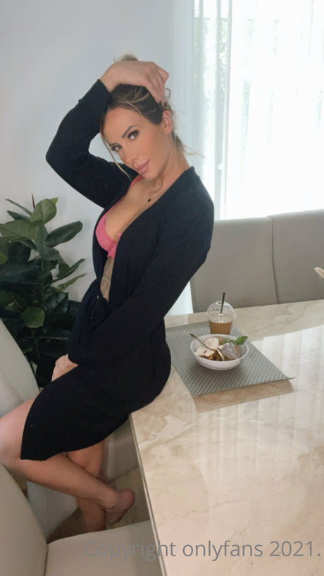 Stacey Hampton_ free model photo