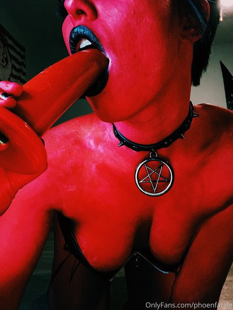 Phoenfatale hd pornstar photo