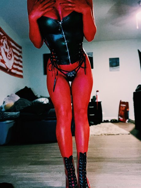 Phoenfatale free pornstar photos