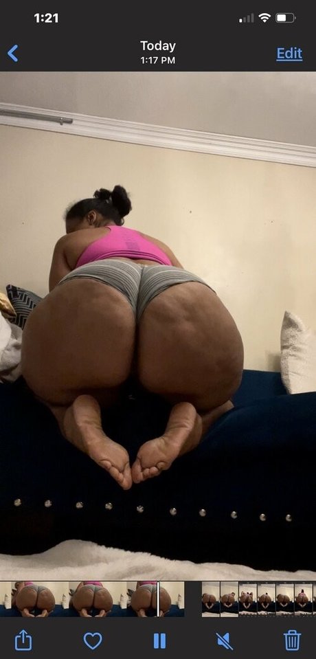 Judy the Great art star pics