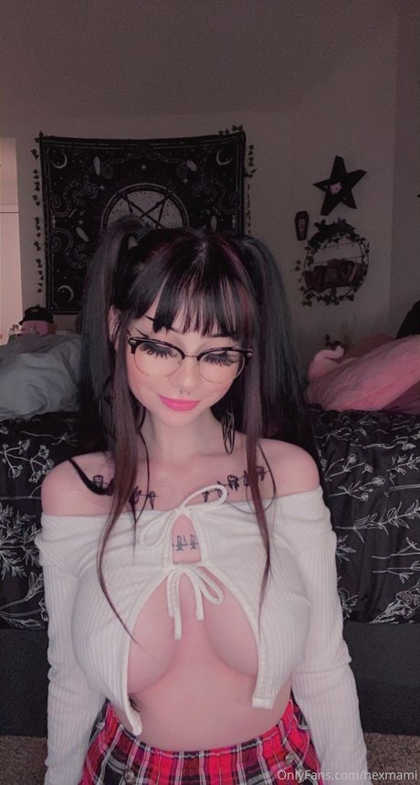 Hexmami star hot picture