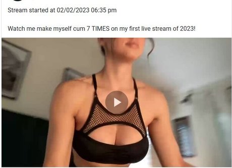 Sara Luvv star erotic photos