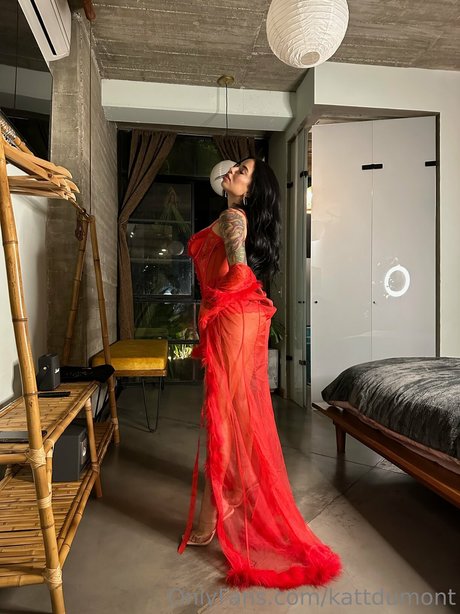 Kattdumont best actress photo