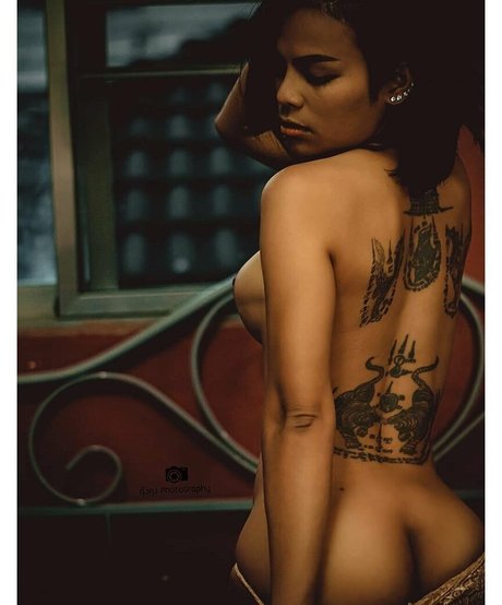 Narathai adult star pic