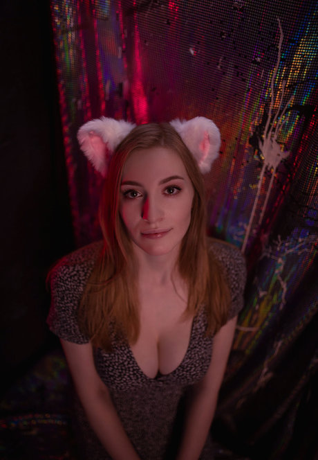 Popazik model nice picture