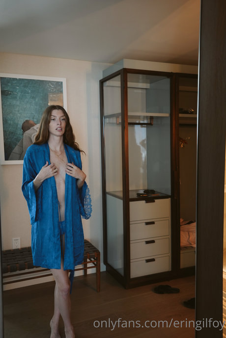 Erin Gilfoy model adult pic