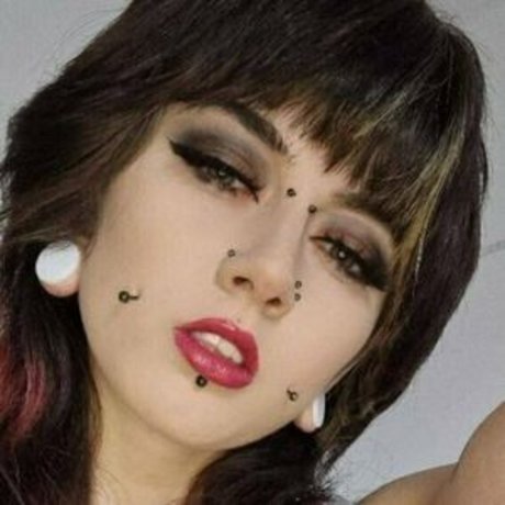 Pregnant Alexa Profile pic