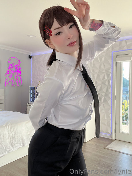 lynienicole naked pornstar photos