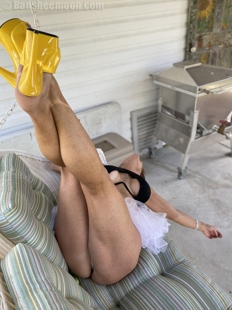 Bansheemoon beautiful model pictures