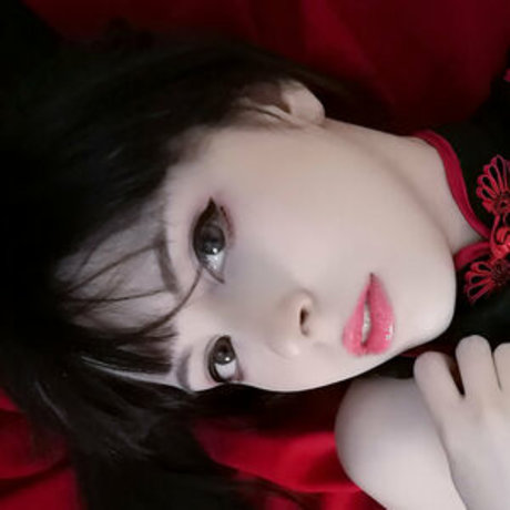 Loligaia nudes actress photos