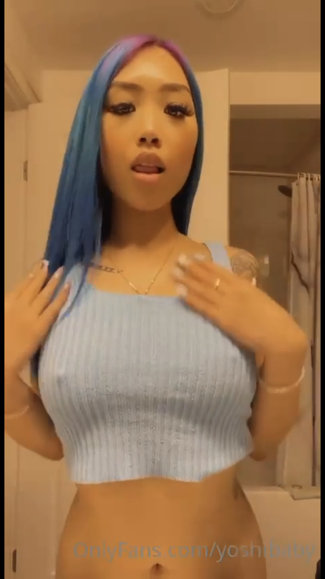 Yoshibaby pretty pornstar photos