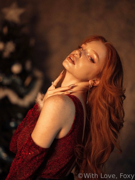 Myfoxyland nudes actress pic