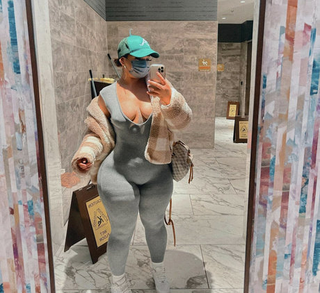 Iamalesita high quality actress photo