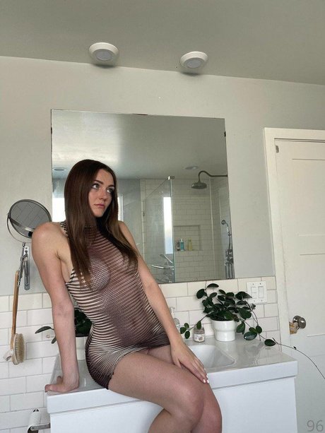 Ally Hardesty erotic star picture