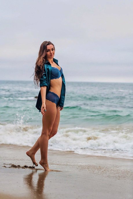 Ally Hardesty hd star gallery