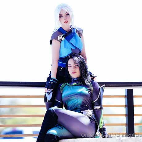 Ella Explicit star naked pics