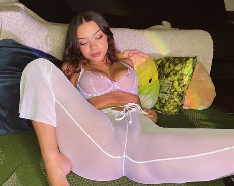 Tierramisu star sexy images