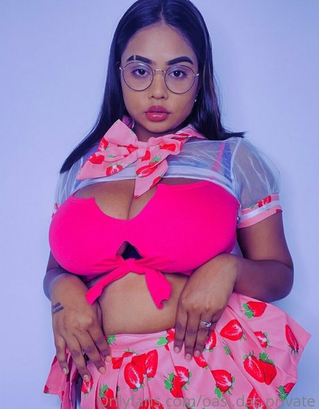 brunette teacher onlyfans exclusive pics