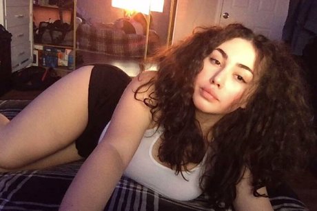 kitty kay art model pic