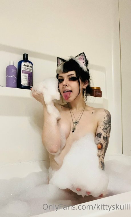 Caroline Carr_ hd star pics