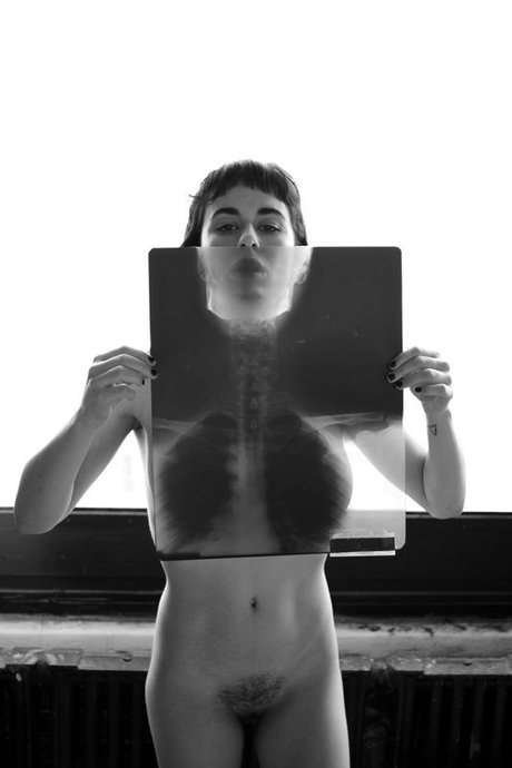 Olive Glass model hd pictures