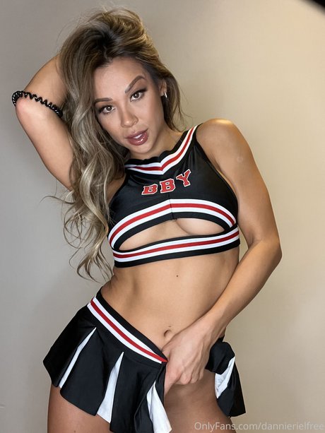 Dannie Riel porn actress pics