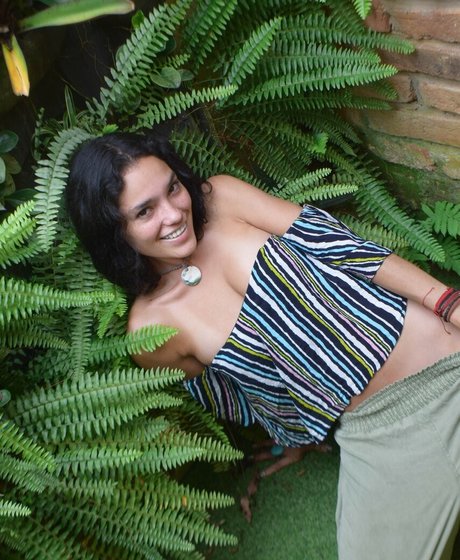 MakyMakys nude model pic