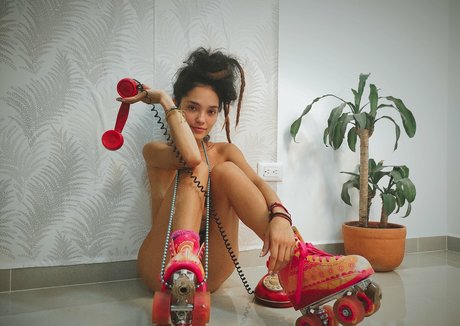 MakyMakys star pornographic photos