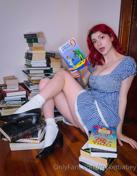 Rocketbabey model porn pics