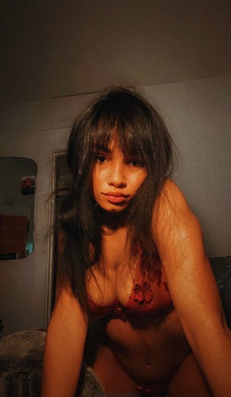 Babyygxo model beautiful gallery