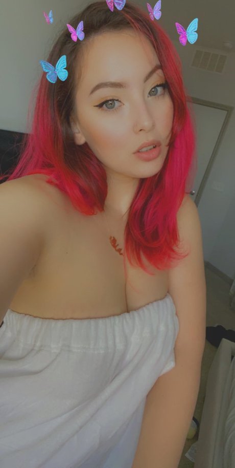 Woe Alexandra sexy model photo